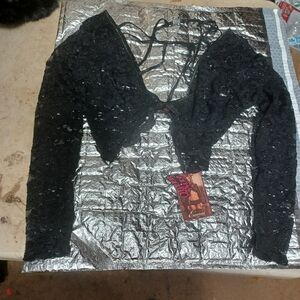 Chic Black Lace Crop Top